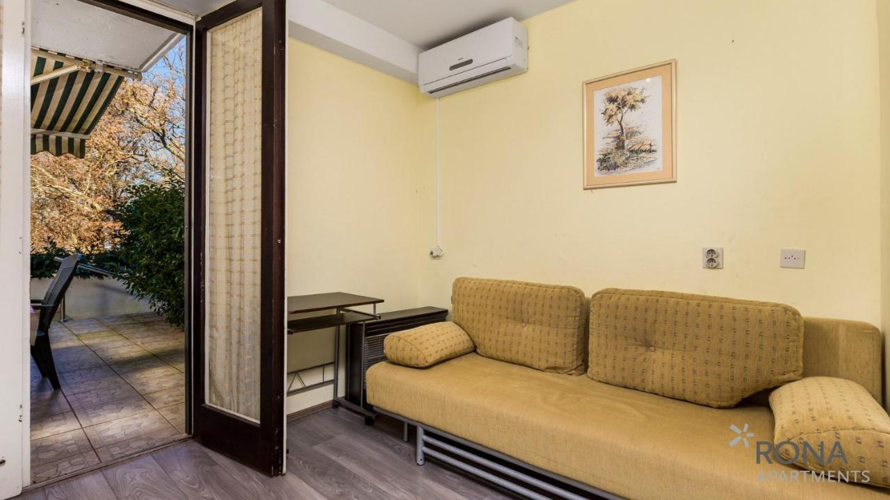 Porat Apartment