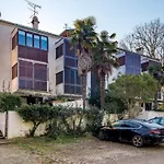 Rona Apartment Porat