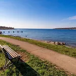 Rona Apartment Porat